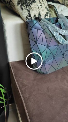 Customer video review of Sac à main lumineux | Lussiole