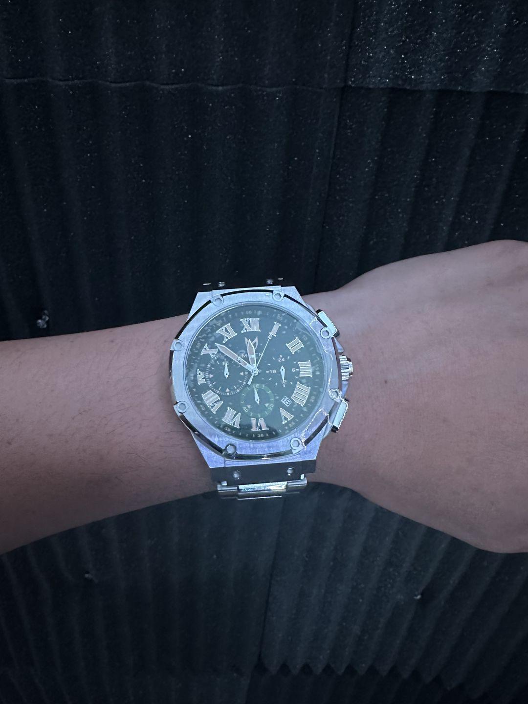 Customer photo review of AM1037SS - AMBASSADOR SILVER / GREEN / SILVER STEEL BAND WATCH