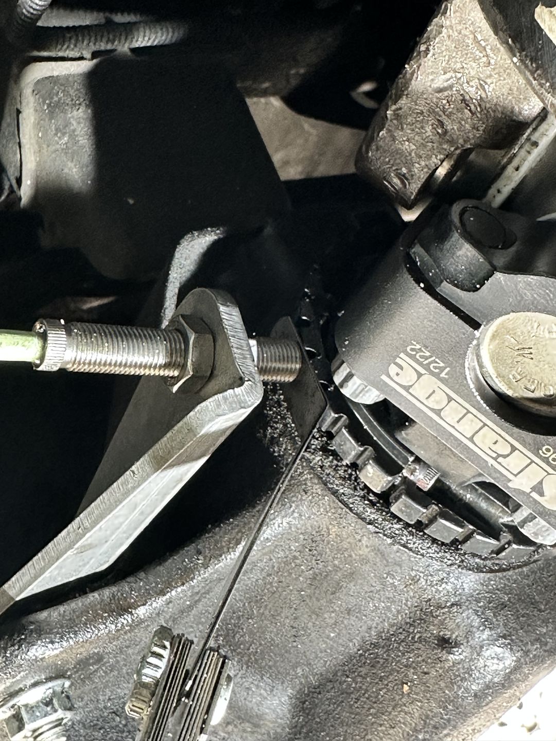Customer photo review of 8.8 Driveshaft Sensor Bracket (1/2" Sensor) 18-10001