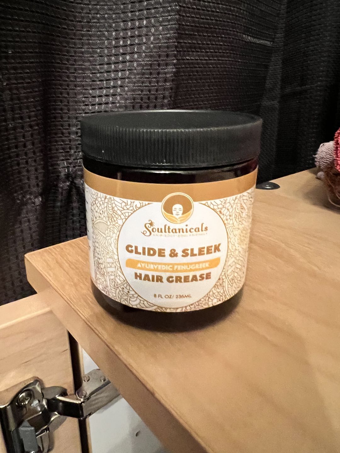 Customer photo review of Glide & Sleek, Ayurvedic Fenugreek Hair Grease