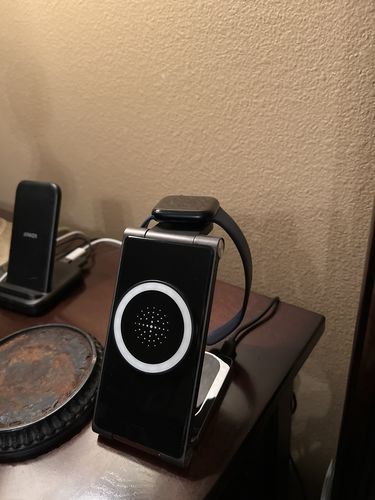 Customer photo review of PASSPORT - WIRELESS CHARGING STATION