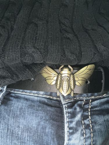 Customer photo review of Most Wanted Bee Buckle Leather Belt (Black)
