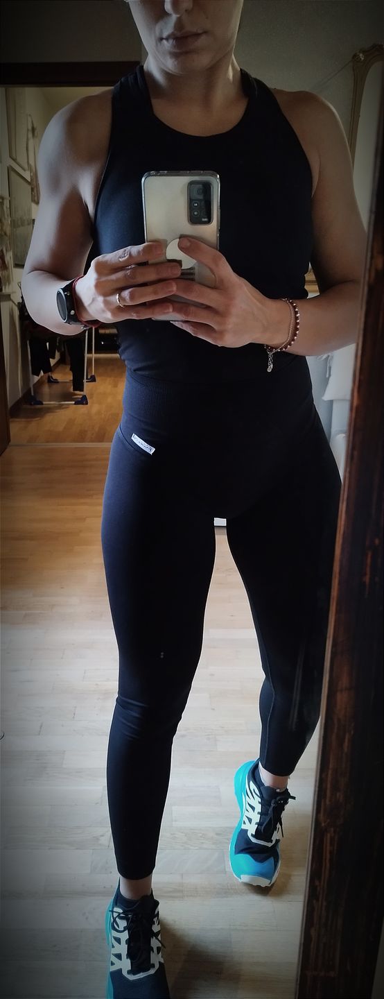 Customer photo review of Nikita All-Up Coal Green