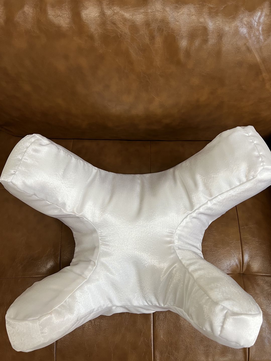 Customer photo review of NEW Flawless Face Pillow Cloud + FREE Satin Pillow Case + FREE SHIPPING