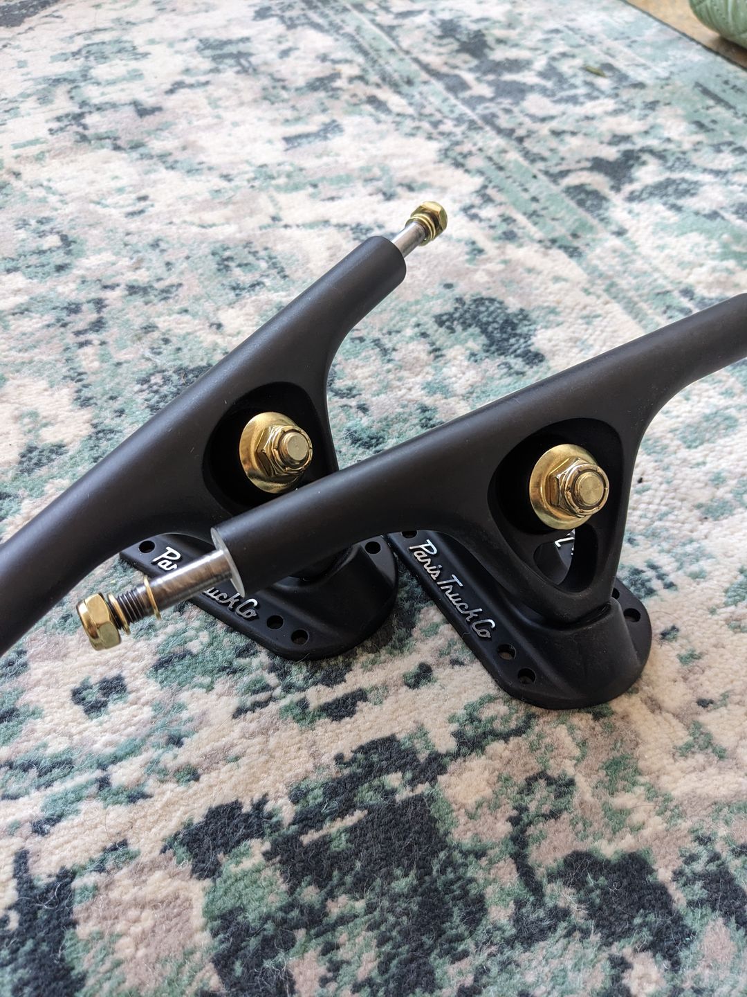Customer photo review of Paris V3 Trucks 180 mm 50º