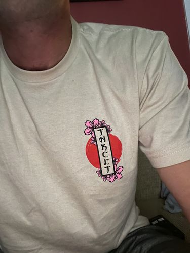 Customer photo review of HARMONY TEE