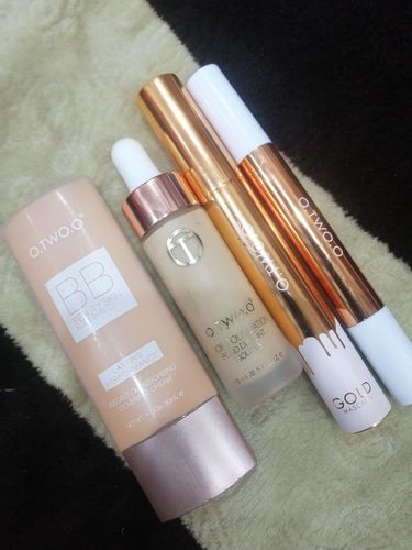 Customer photo review of O.TWO.O GOLD MASCARA