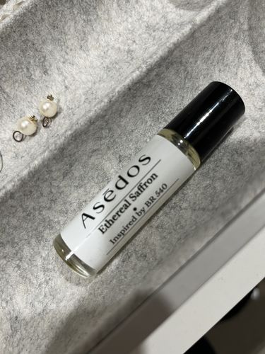 Customer photo review of ETHEREAL SAFFRON PERFUME OIL
