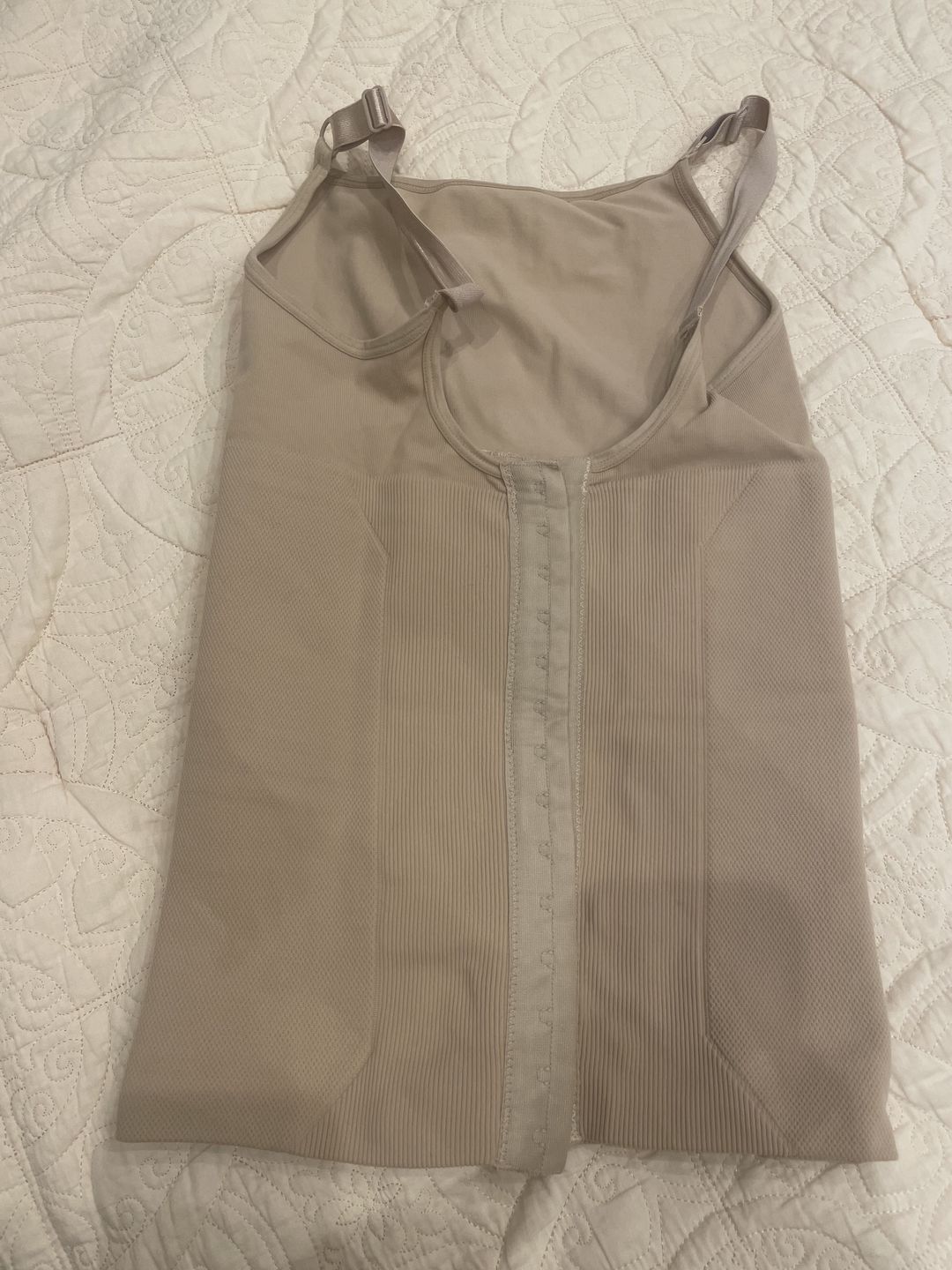 Customer photo review of Microfiber Shoulder Straps Back Support Waist and Abdomen Control Corset