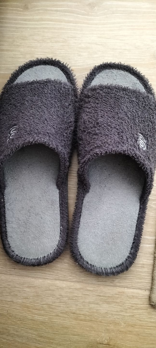 Customer photo review of Zapatilla de rizo punta abierta Gomus