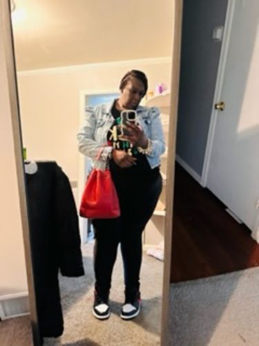 Customer photo review of Black Shiny Leggings (Plus)