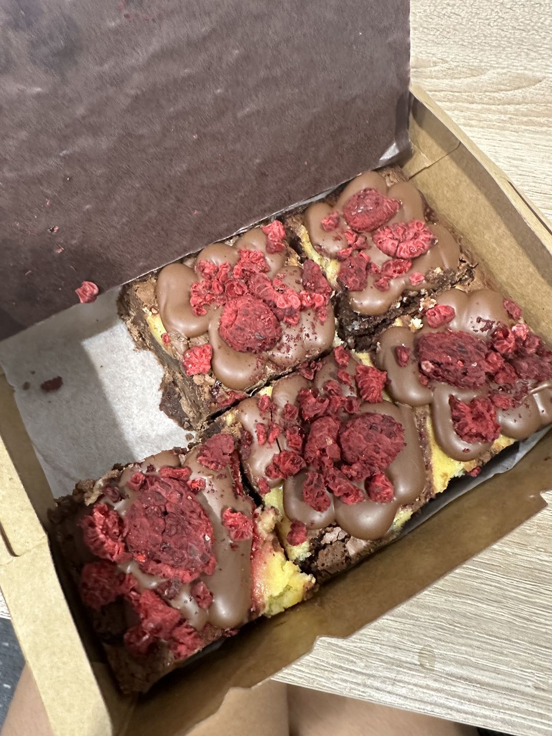 Customer photo review of Mini cheesecake brownie
