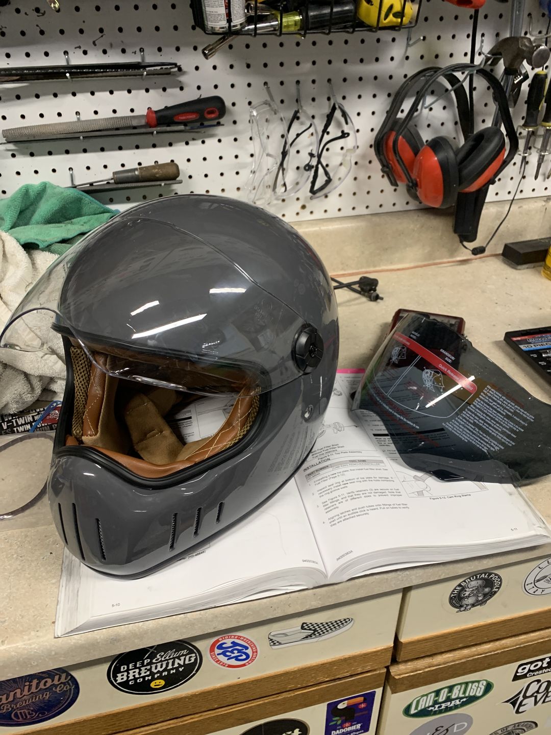 Customer photo review of T11 Cafe Racer Helmet