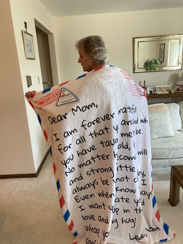 Customer photo review of Dear Mom - From Son - Personalized Giant Love Letter Blanket - SS361
