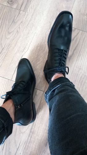 Customer photo review of Boots John