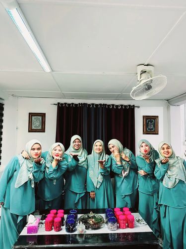 Customer photo review of Kurung Alinda