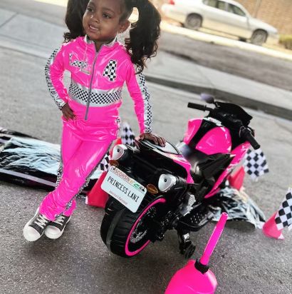 Customer photo review of Hot Pink Stretch Latex