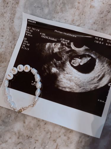 Customer photo review of Personalized Name Mommy & Baby Bracelet in Pearly White