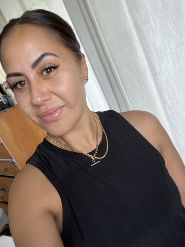 Customer photo review of The Marilyn Necklace