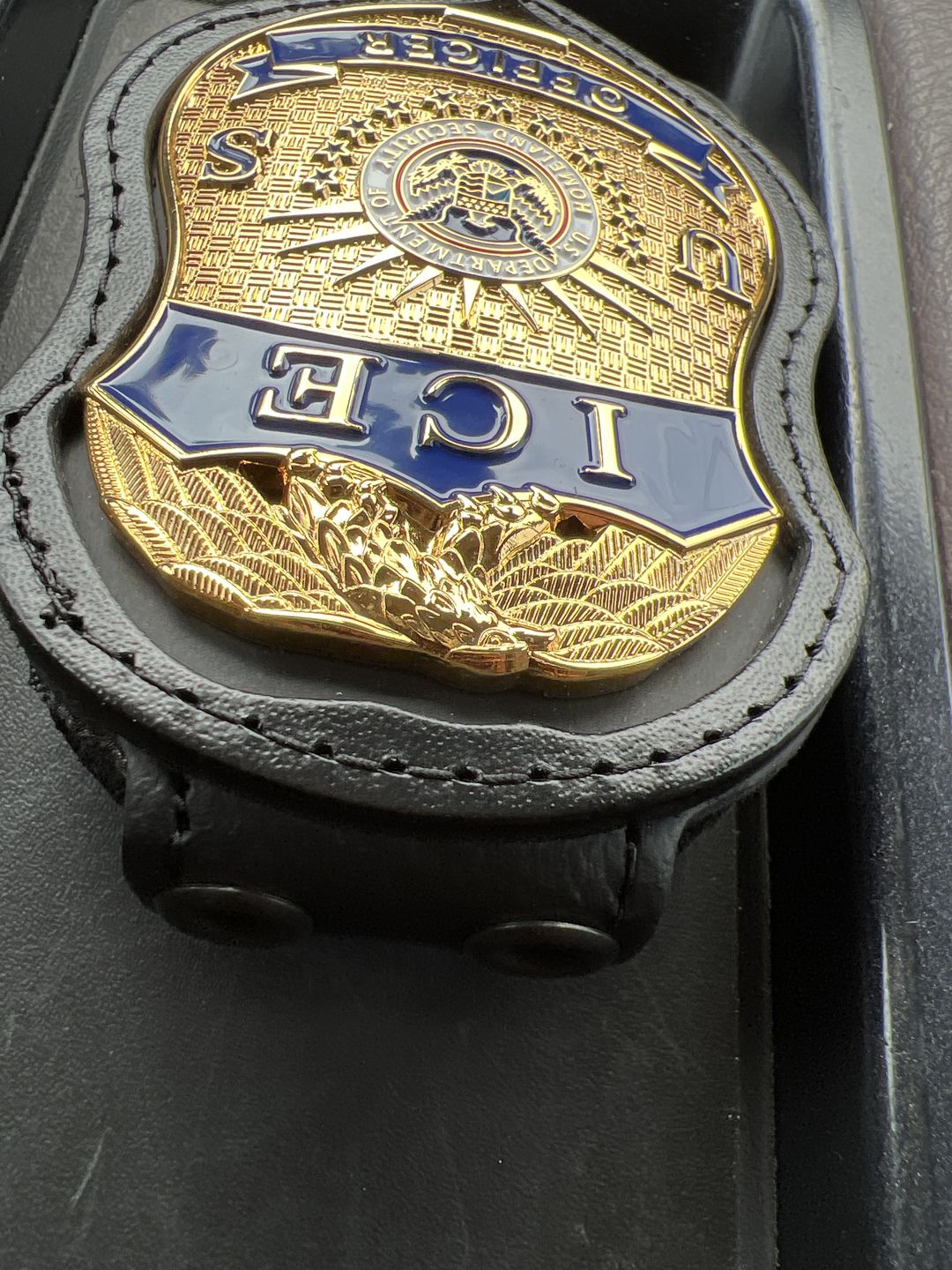 Customer photo review of US ICE Officer Badge Solid Copper Replica Movie Props