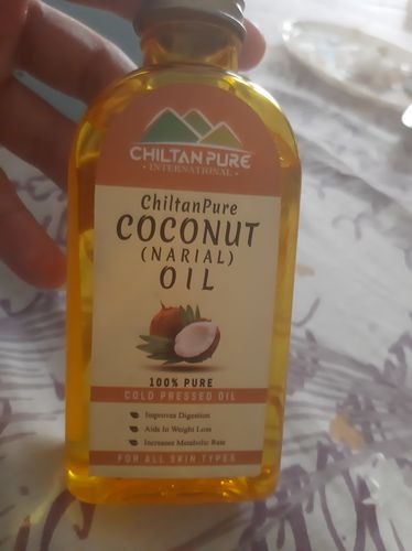 Customer photo review of Coconut Oil For Hair & Skin – Antiseptic Moisturizer & Supports Hair Nourishment