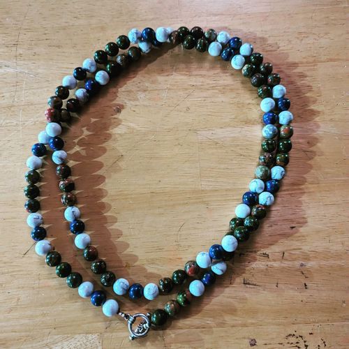 Customer photo review of 15.5" 10mm AB Natural genuine Lapis lazuli semi precious stone round beads