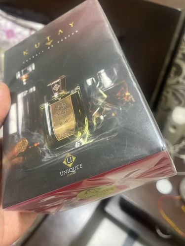Customer photo review of Unique'e Luxury Kutay Extrait De Parfum