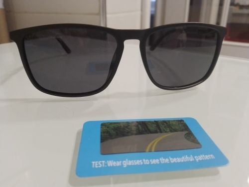 Customer photo review of Square Vintage Polarized Sunglasses