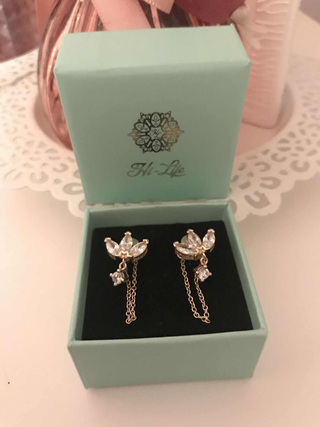 Customer photo review of Timeless Pave Ring 14K Vergoldet