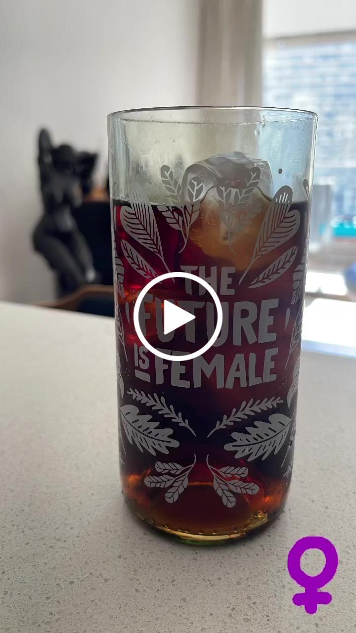 Customer video review of Vasos Feministas Girl Power Juego de 6 Vasos