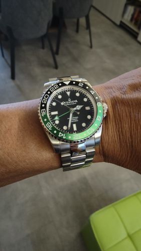 Customer photo review of Oceaneva™ Men's GMT Automatic Deep Marine Explorer 1250M Pro Diver Black Green Bezel Watch