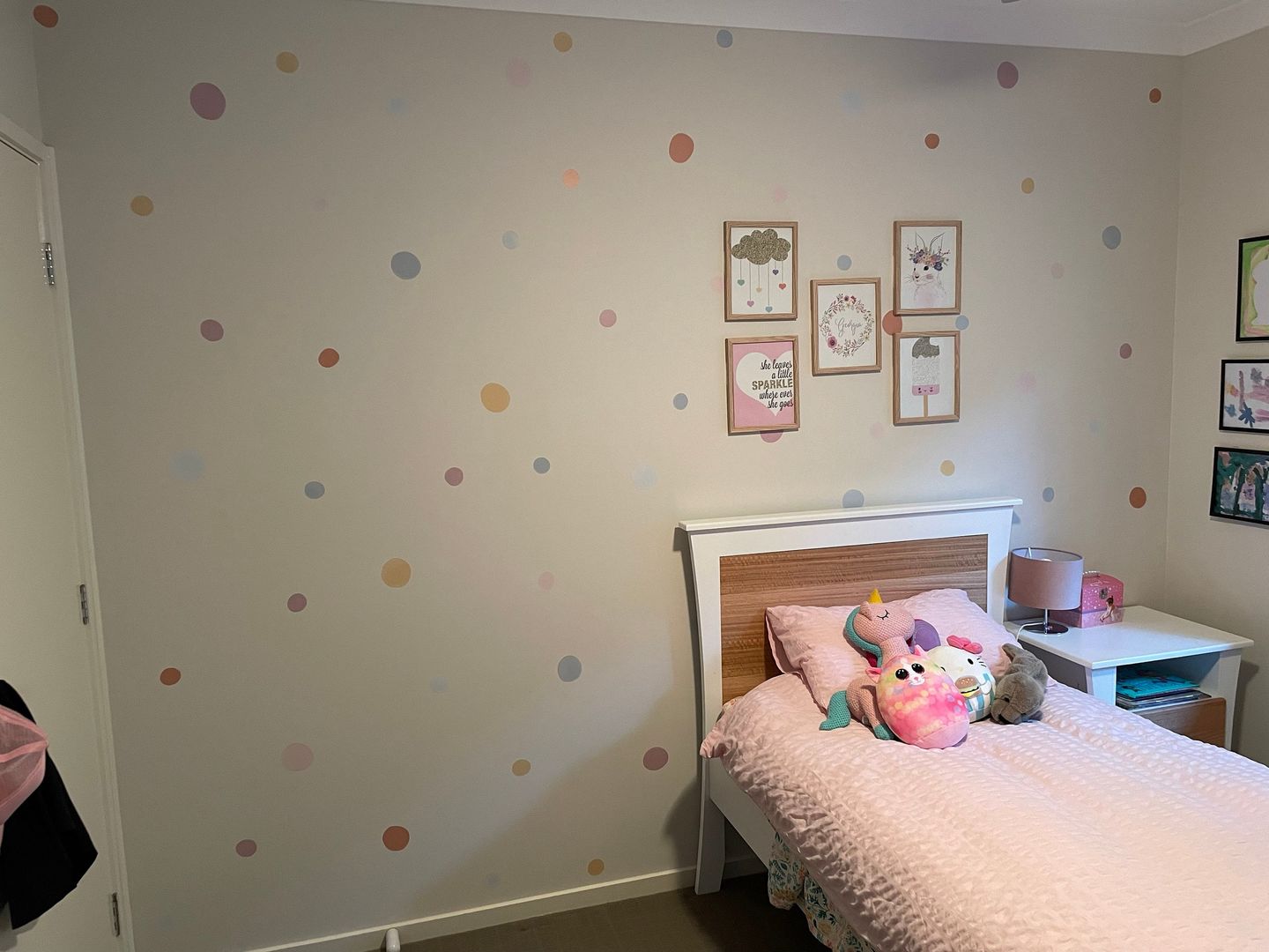 Customer photo review of Neutral Dots