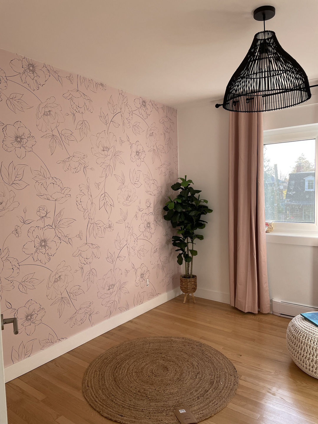 Customer photo review of Small Delicate Drawn Floral Wallpaper