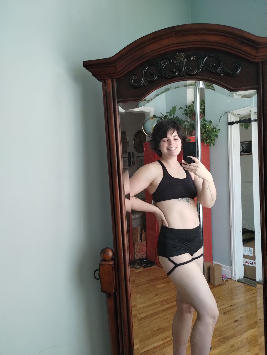 Customer photo review of Lure You High Waisted Garter Shorts BLACK