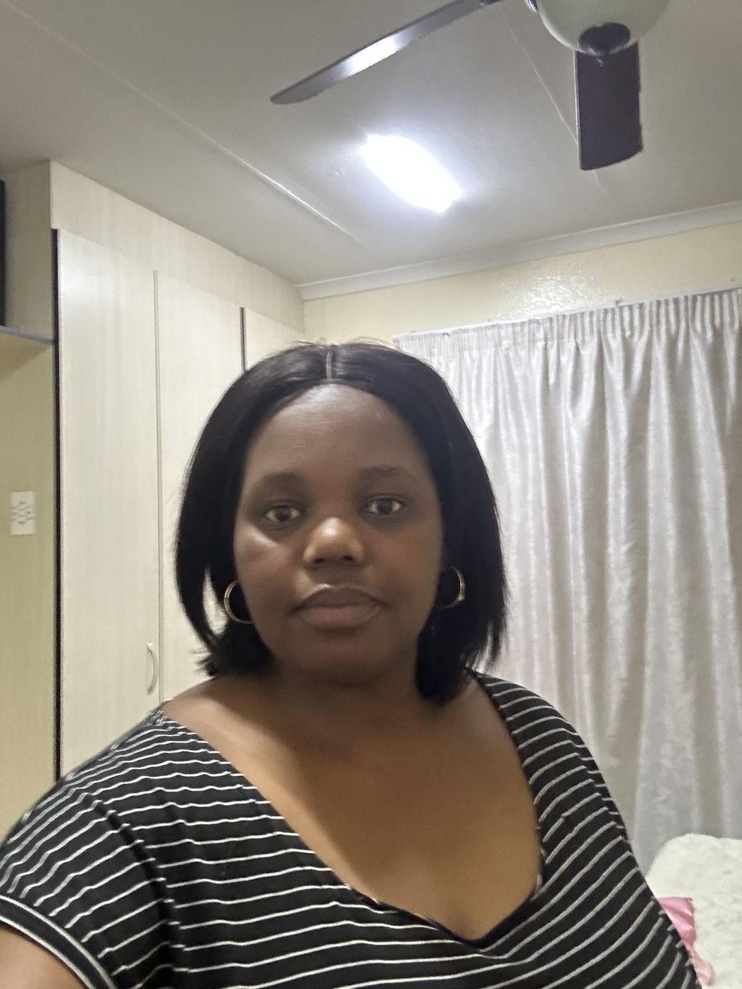 Customer photo review of Brazilian Middle Part 8inch Combo