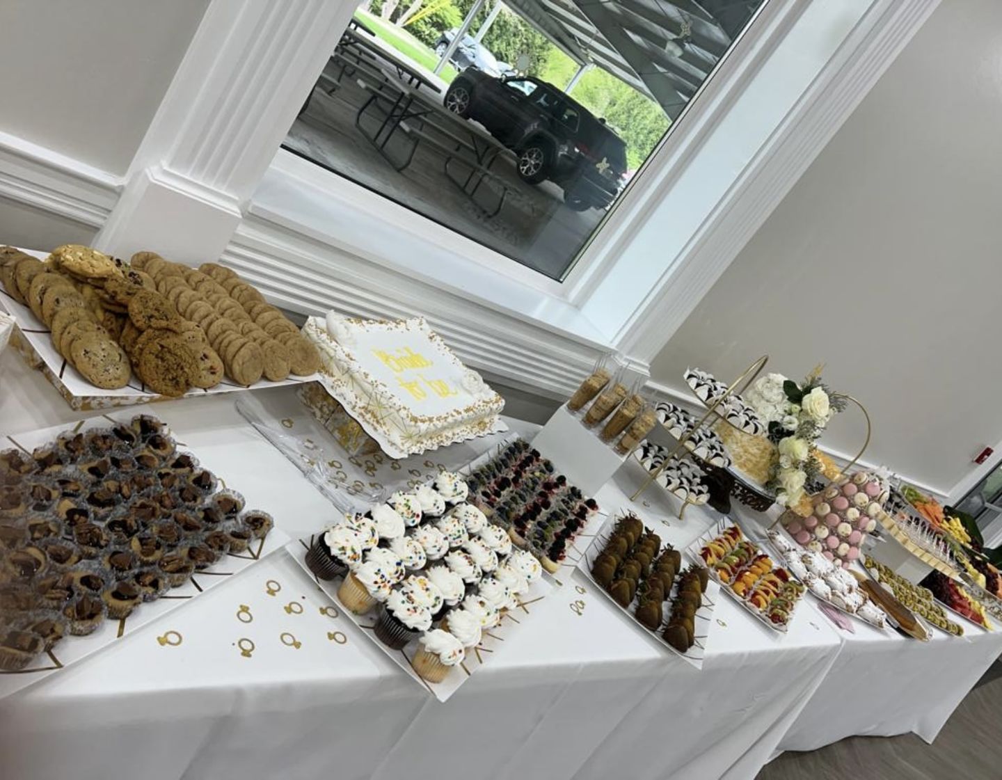 Customer photo review of Lillian Tablesettings Serving Tray Pearl 12X18"