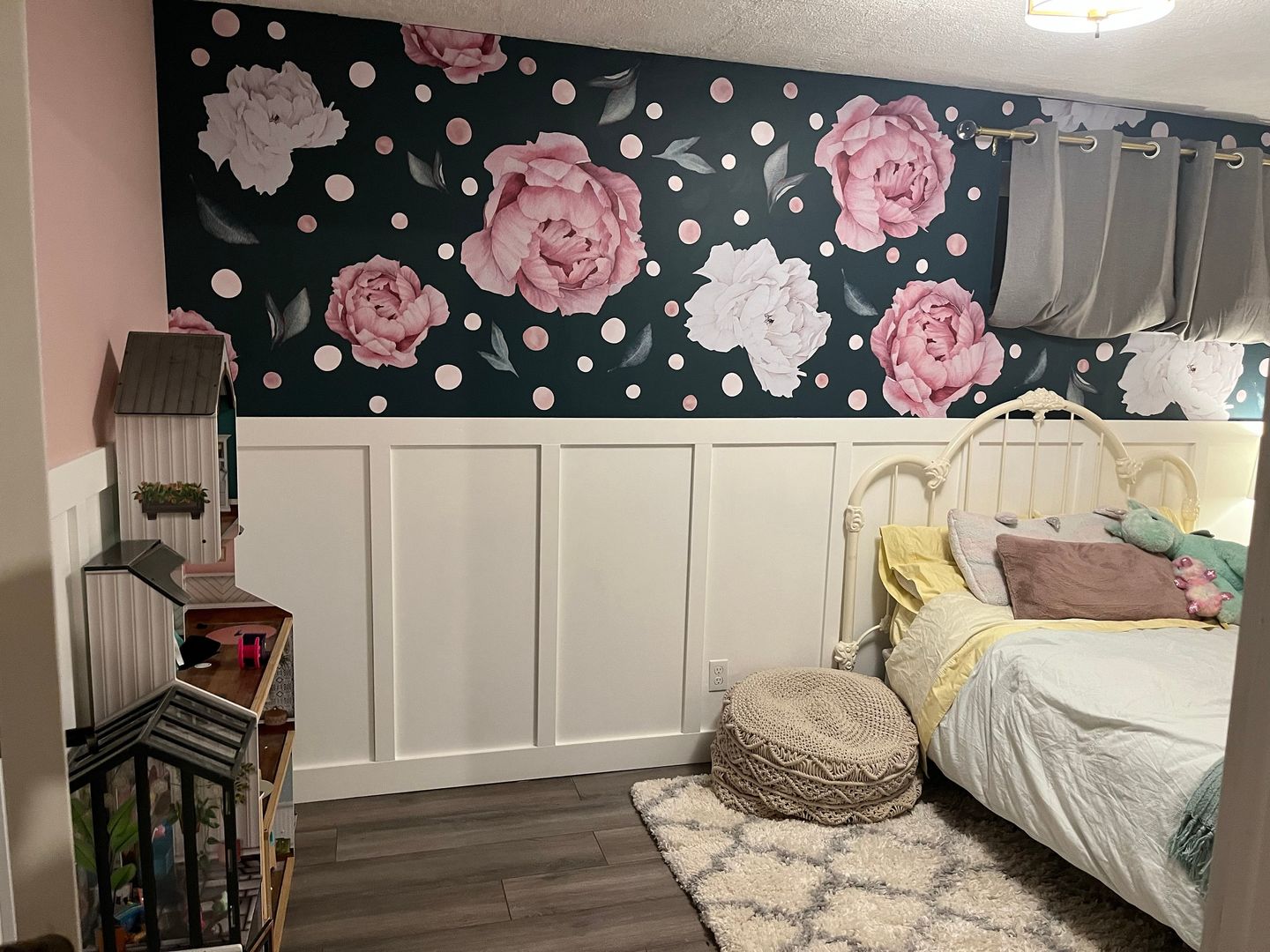 Customer photo review of Pastel Pink Watercolor Dots