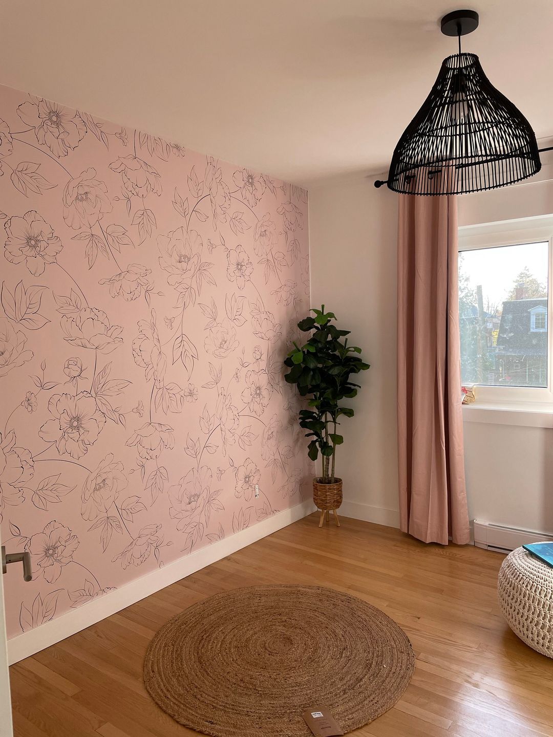Customer photo review of Small Delicate Drawn Floral Wallpaper