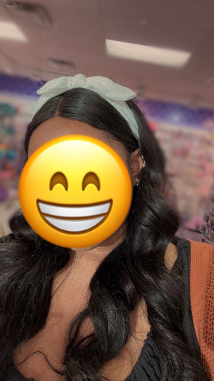 Customer photo review of Megan Human Hair Body Wave 4x4 Lace Closure Wig