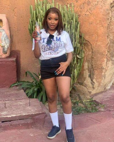 Customer photo review of 200% Density Dark Brown Straight Bob Lace Frontal Wig