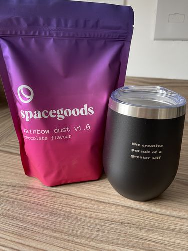 Customer photo review of rainbow dust v1.0 - starter kit - black mug