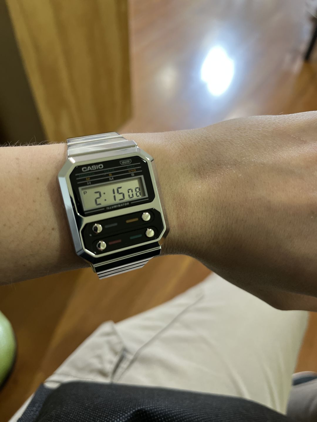 Customer photo review of Reloj Casio Vintage A100WE-1ADF Alien F-100 Reissue Plateado