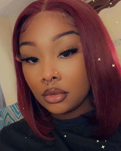 Customer photo review of 200% Vibrant Burgundy Straight Bob Transparent Lace Frontal Wig