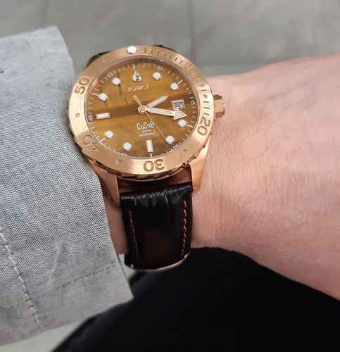 Customer photo review of Aquacy Bronze CuSn8 Men's Tigers Eye Watch Automatic with Leather  200M