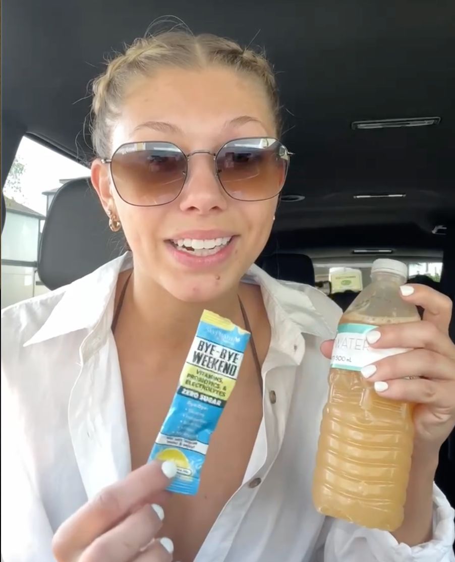 Customer photo review of Bye-Bye Weekend Drink Mix