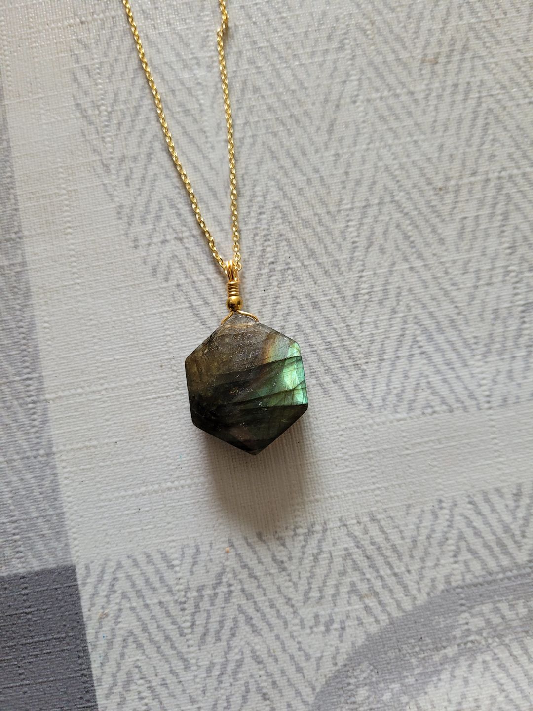 Customer photo review of Collier labradorite sacré