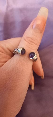 Customer photo review of Allegro Mystic Ring with Amethyst