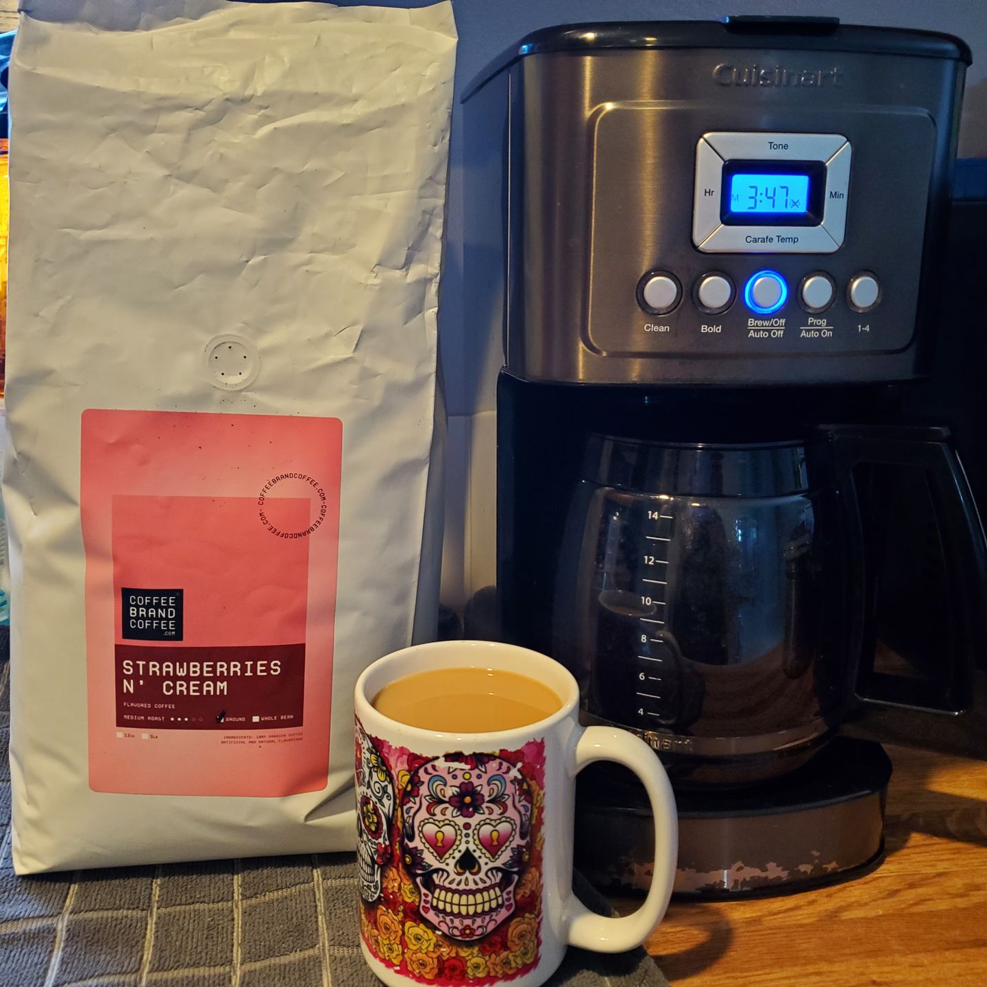 Customer photo review of Strawberries 'n Cream Flavored Coffee