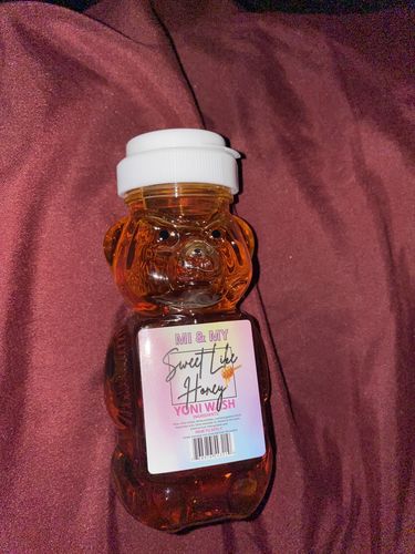 Customer photo review of Sweet Like Honey Yoni Wash