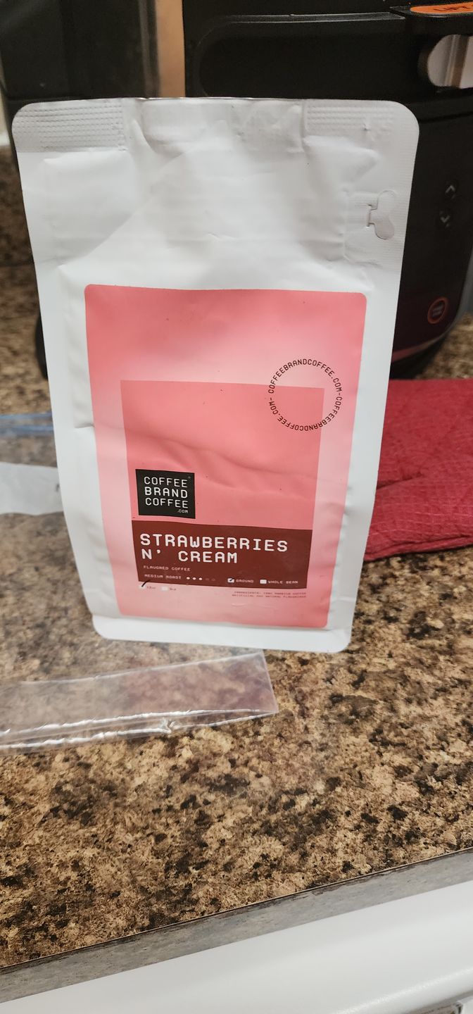 Customer photo review of Strawberries 'n Cream Flavored Coffee